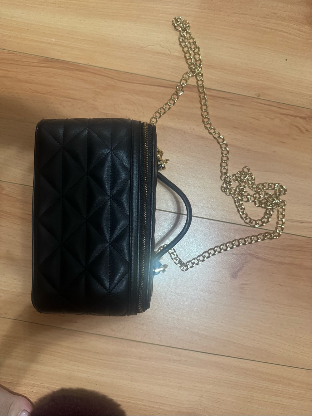 Quilted Black Crossbody Bag with Gold Chain
